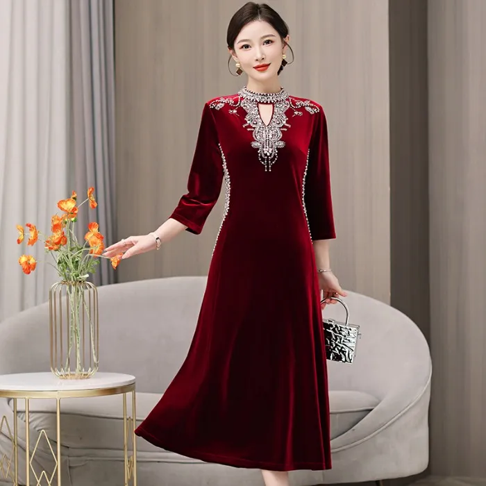 喜婆婆婚宴晚礼服中长款鱼尾裙结婚年轻妈妈金丝绒改良旗袍秋冬