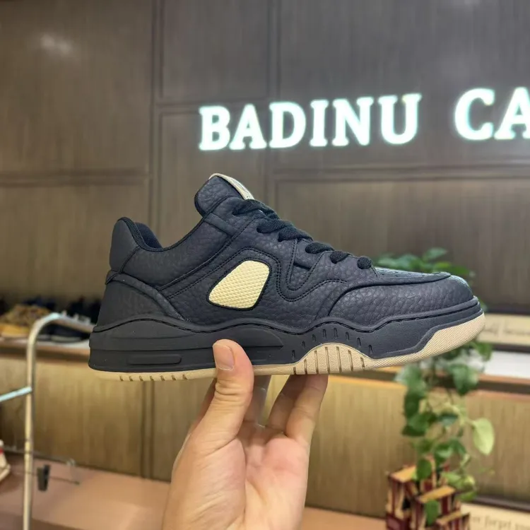 98-65冬季新款男士时尚百搭运动休闲板鞋加绒保暖软底轻便潮鞋