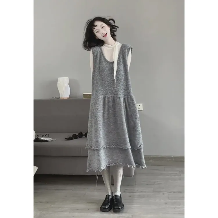 2025秋季新款法式气质修身长袖内搭上衣设计感宽松显瘦背心连衣裙