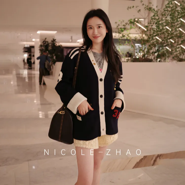 【十八岁】【贵姐NICOLE】设计师针织时尚手绣开衫上衣5NWK024