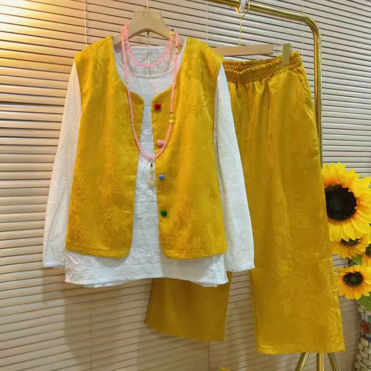 1399新中式彩扣国风马甲+裤子+提花刺绣上衣三件套清新减龄大码