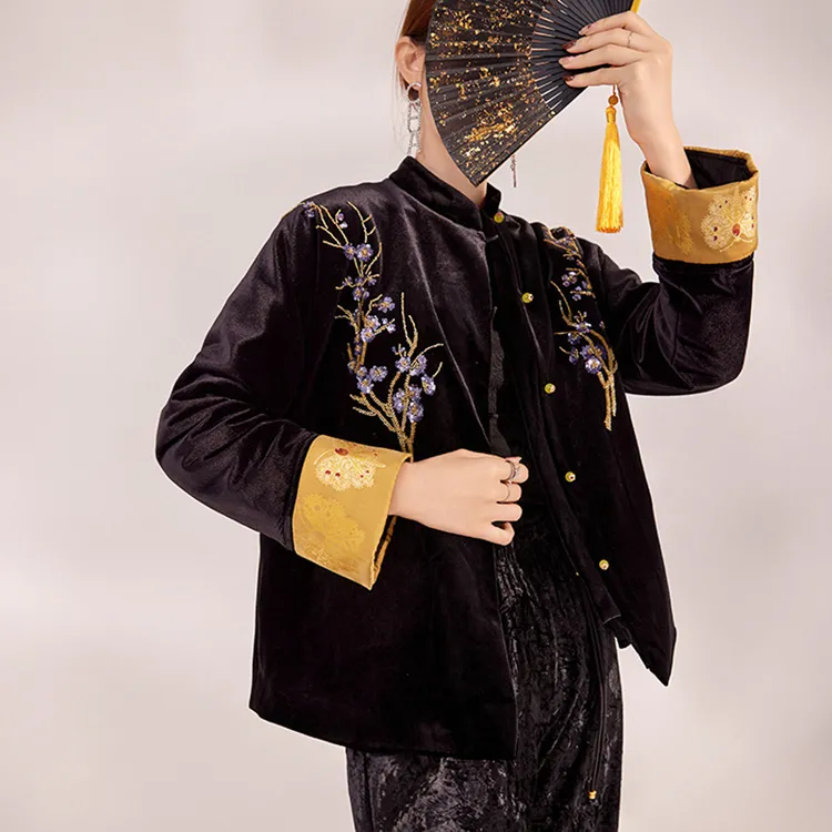 2025新款秋冬新中式国风上衣高级感复古亮片刺绣棉服外套女 M9189