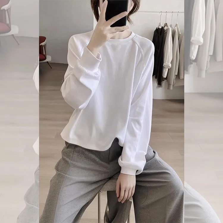 减龄气质显瘦白色正肩短款长袖t恤女装打底衫秋季洋气别致上衣潮