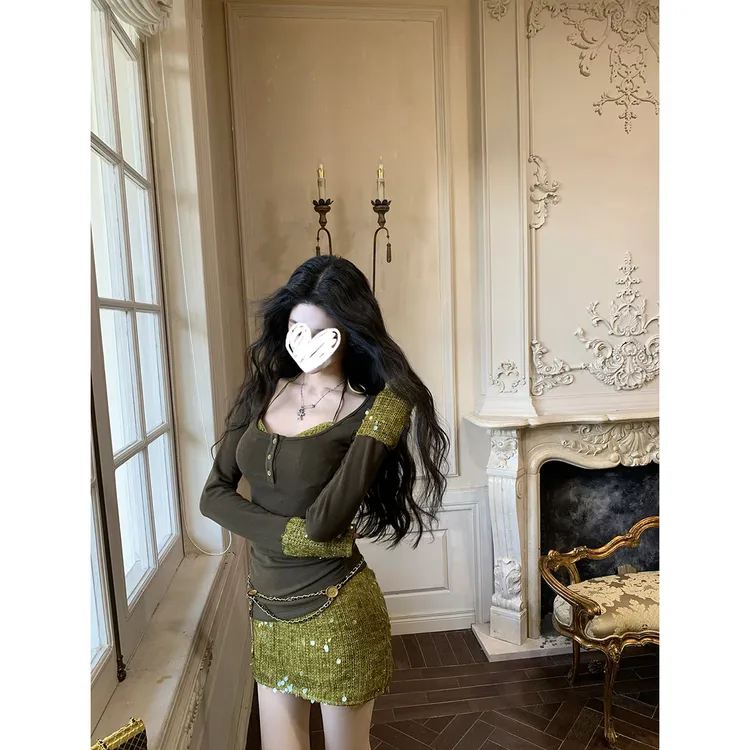 【假日穿搭】假两件珠片拼针织连衣裙