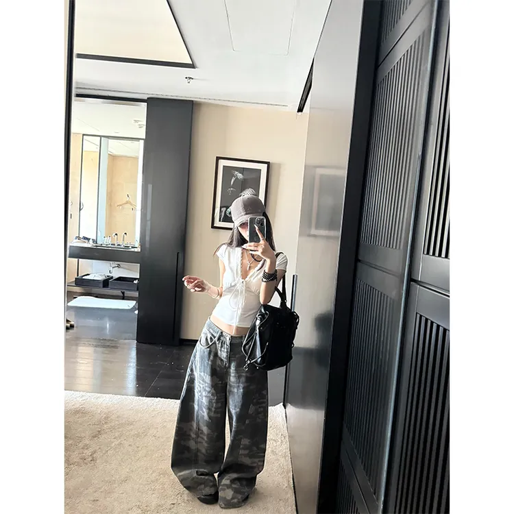 白色系带蕾丝边纯欲风T恤上衣迷彩工装牛仔裤宽松阔腿休闲裤子女
