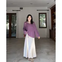 郭九九呢 羊毛优雅宽松显瘦花朵绳毛衣斜裁缎面半身裙 G925Z15883