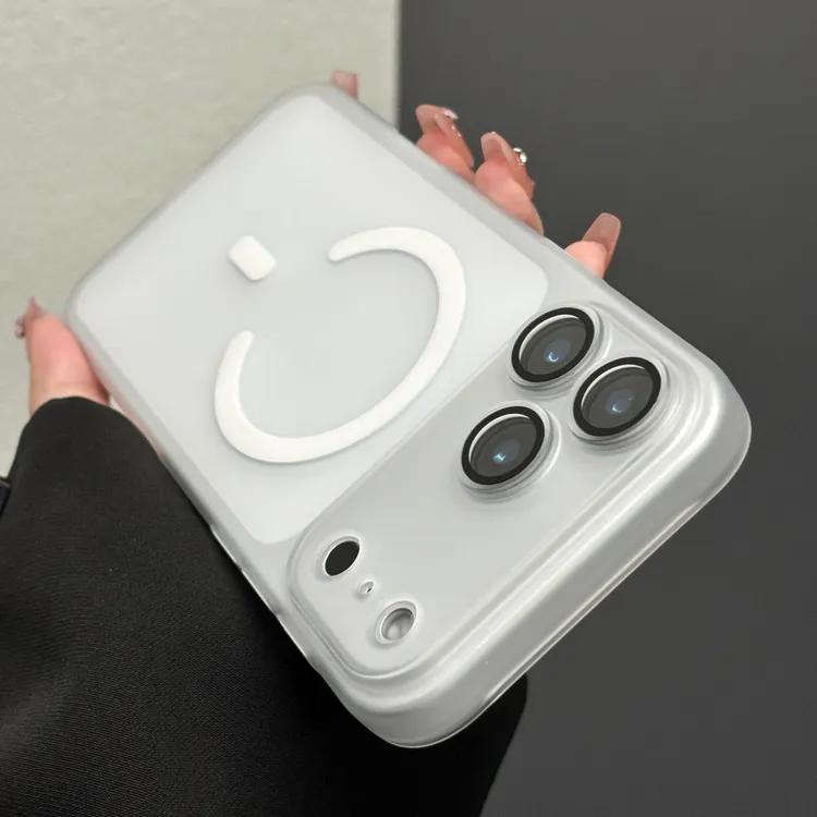 适用苹果17promax手机壳磁吸冰雾iphone17pro肤感磨砂镜头全包17