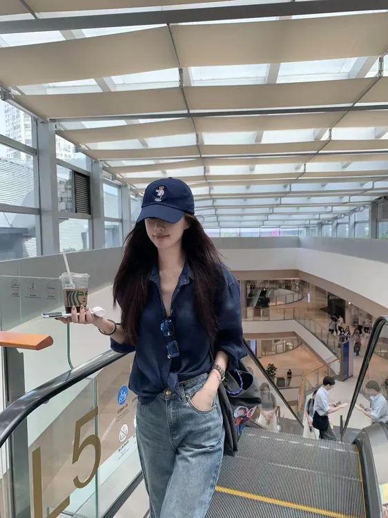 2025秋季新款韩系简约气质高级感衬衫复古高腰显瘦牛仔裤两件套装