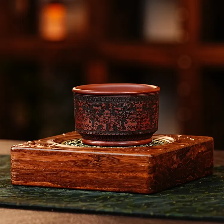 宜兴原矿紫砂朱泥饕餮纹高端主人杯纯手工茶具精美红泥