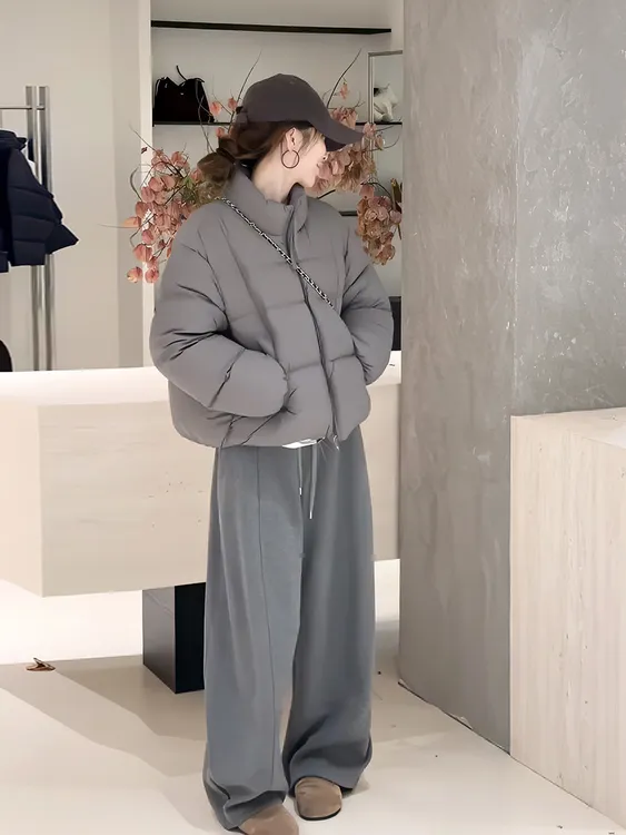 灰色立领时尚保暖棉服外套女2025冬季新款极简风休闲百搭面包服潮