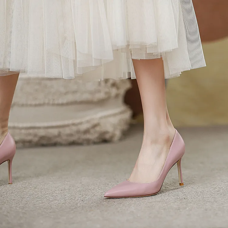 飞燕女鞋2025秋冬新款粉色高跟鞋大码尖头真皮不累脚通勤细跟单鞋