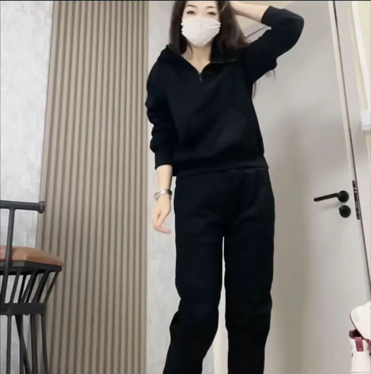 2025早秋休闲运动套装女新款纯色连帽卫衣束口卫裤两件套