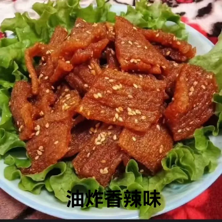 奴尔麦辣条。油炸香辣原味专享。偏硬加热口味更好