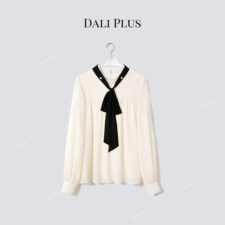 DALI PLUS“可拆卸蝴蝶结飘带立领衬衫”设计感长袖衬衫-D5SS7197