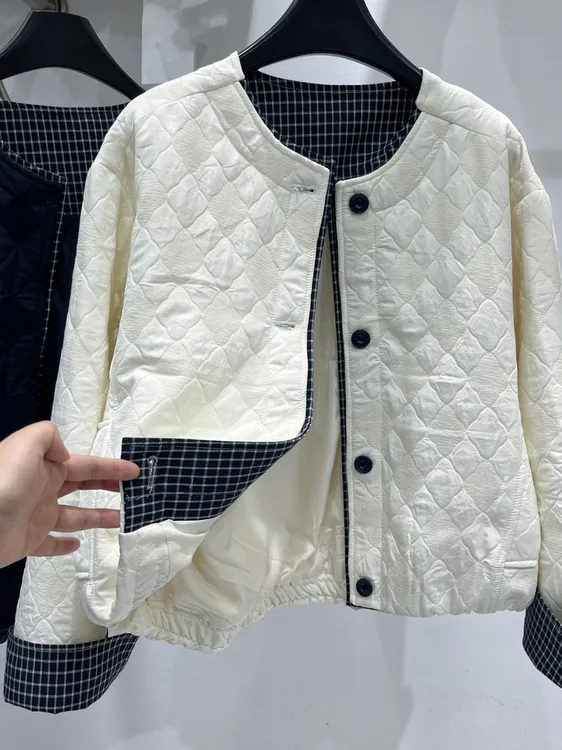 高级感格子拼接圆领单排扣外套女秋季新款宽松休闲阔版夹克上衣潮