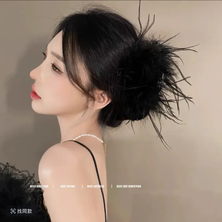 超仙羽毛ins风鸵鸟气质高级感夹子毛毛鲨鱼夹后脑勺发夹发饰