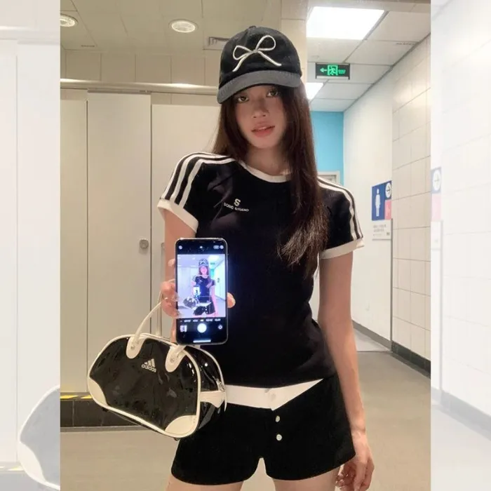 外贸夏季新款ins个性短袖t恤女上衣修身显瘦印花运动财阀千金女装