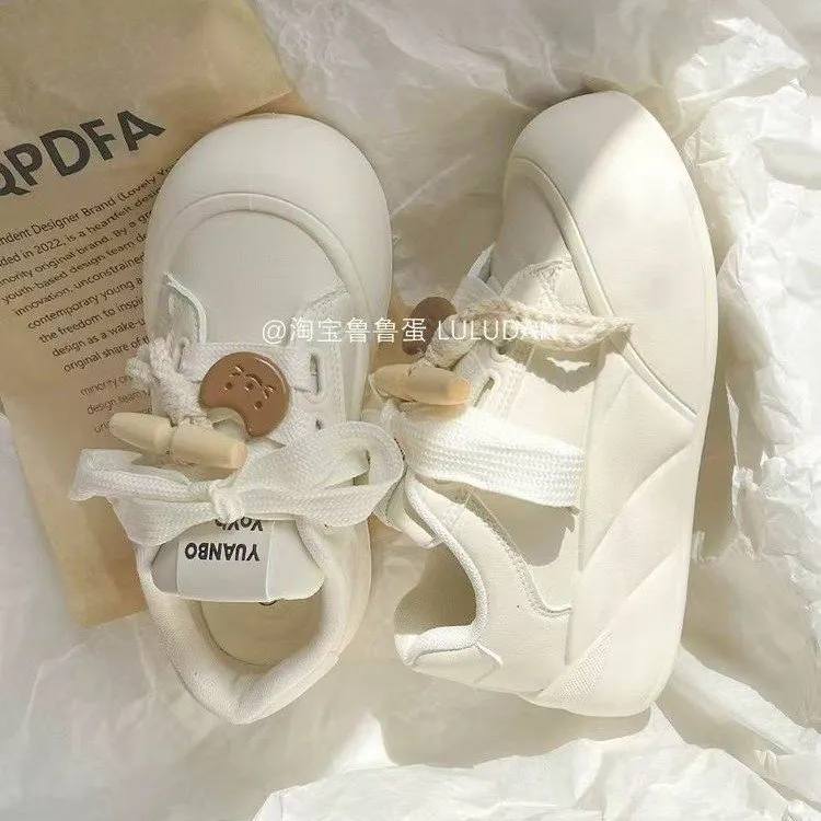 百搭小白鞋女款2024新款爆款春秋厚底休闲面包鞋低帮潮流小众板鞋