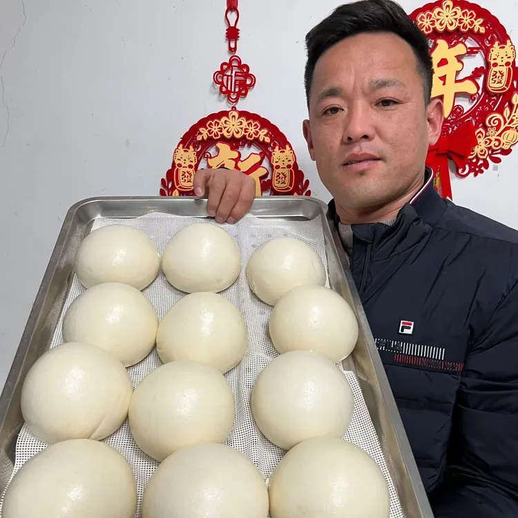 冒哥馒头手工揉制 口感筋道瓷实