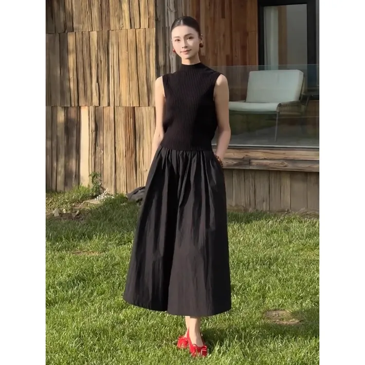 2025超火夏装一整套大方得体穿搭轻奢高级感女人味黑色T恤套装裙