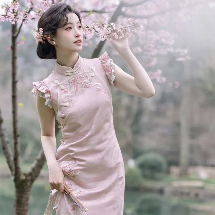 夏季民国风付海棠海棠绣花缎面粉色优雅气质连衣裙中式订婚旗袍