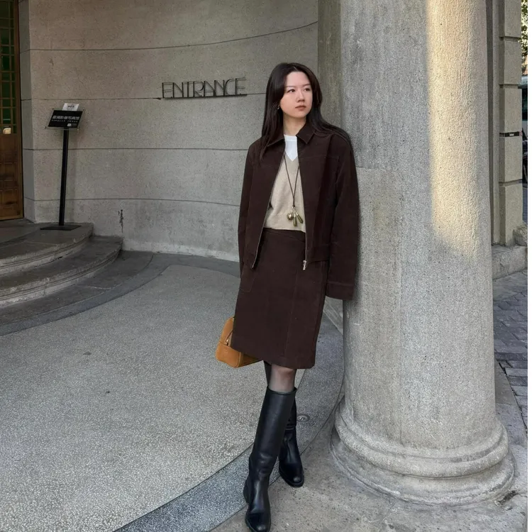 复古英伦风时髦套装女秋时尚高级感时尚翻领机车短外套半裙两件套