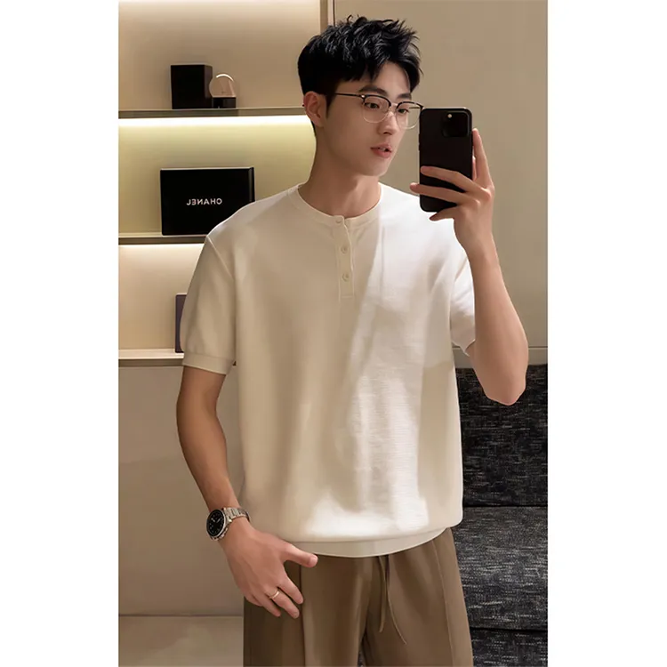 白色亨利领短袖男款夏季t恤韩系风格高级感冰丝针织衫半截袖