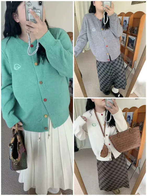 【鱼白专属】大码复古小狗刺绣彩扣宽松显瘦毛衣针织开衫外套8061