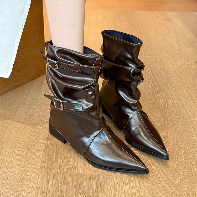 elingstudio 时髦随性！咖色尖头皱褶短靴女秋季新款皮带扣裤筒靴