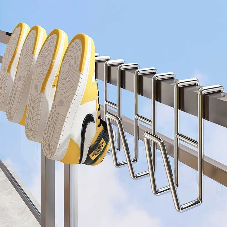 阳台晒鞋挂钩防盗窗护栏杆窗外晒鞋架窗户窗台室外晾晒晾鞋架子