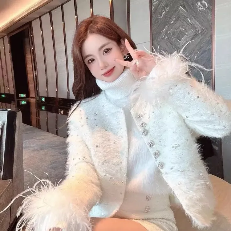 冬季新款小香风珍珠亮片拼接保暖百搭短款外套秋冬洋气女