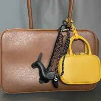 时尚新款真皮女包斜挎包手提包 10854 棕色