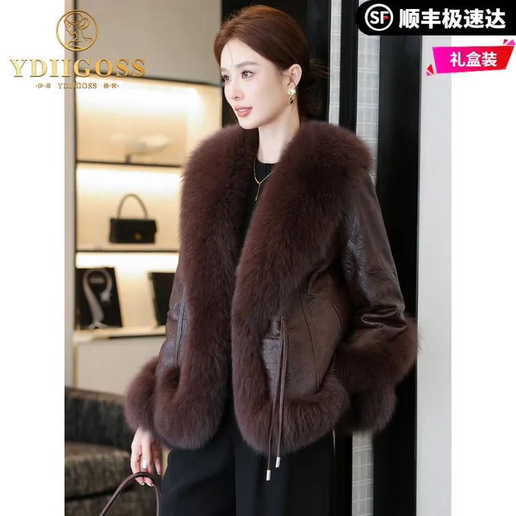 伊蒂格世狐狸皮草女士服装2025新款冬季时尚保暖皮毛一体外套大衣