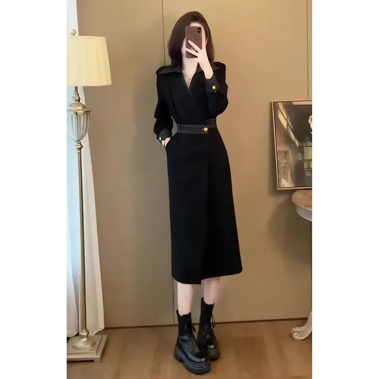 赫本风时尚收腰显瘦连衣裙女秋冬新款大码胖黑色显瘦百搭长裙子