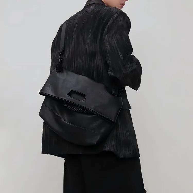 潮牌软皮美拉德单肩宽斜挎包大容量时尚百搭斜挎包个性托特邮差包