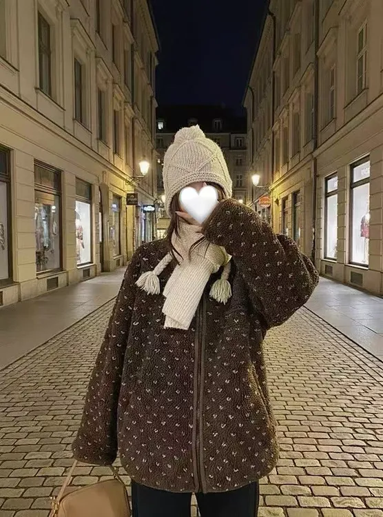 【苗苗专属】常规袖休闲显瘦拉链爱心立领常规款短外套短款保暖上衣磨毛