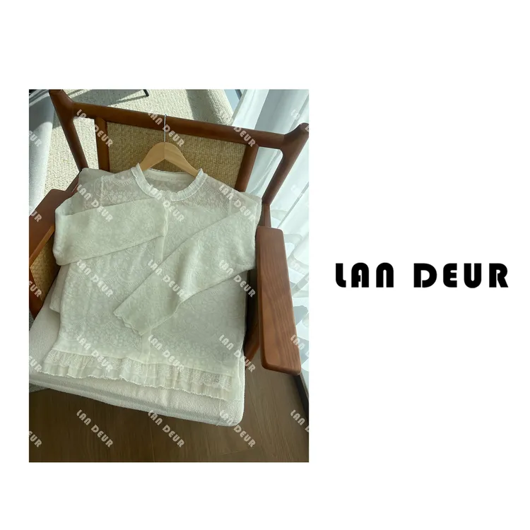 【星间步月】时尚百搭重工蕾丝打底花边韩系设计师秋冬衬衫女