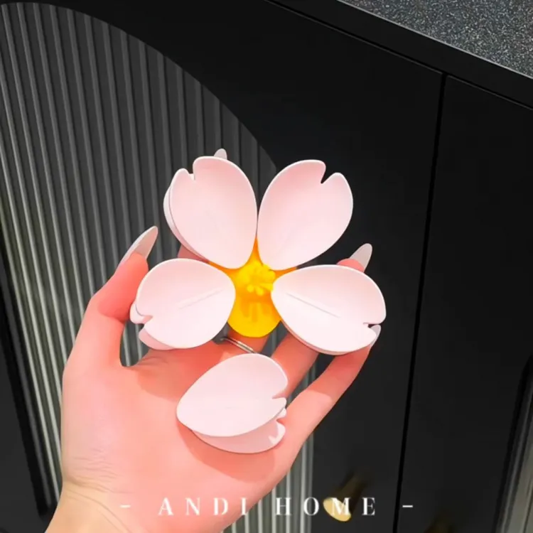 【颜值超高】樱花封口夹家用零食密封夹厨房食物封口创意磁吸贴