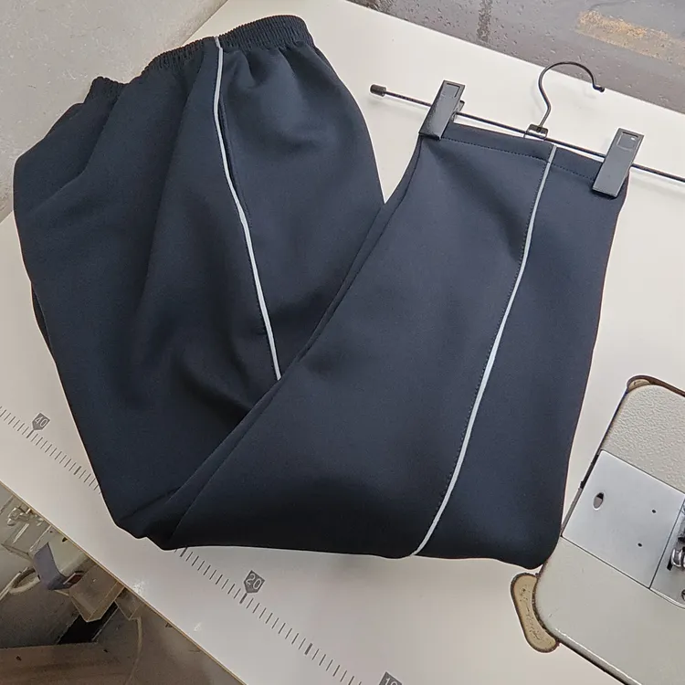 礼泉仓房巷校服裤子