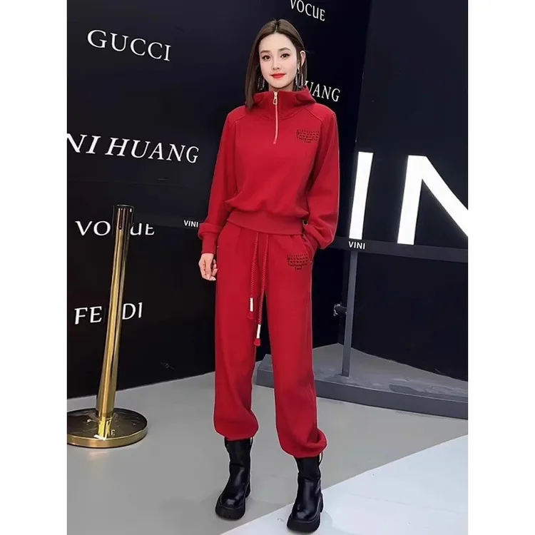 红色运动装套装女春秋2025休闲流行显瘦高级感炸街卫衣加绒两件套