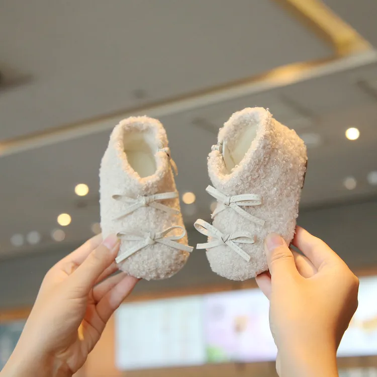 秋冬季女宝宝二棉鞋子1一3岁小童毛毛鞋加绒保暖婴儿软底学步鞋子