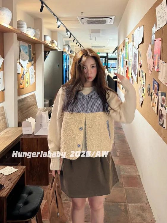 日系格子拼接毛绒绒马甲外套女秋冬季羊羔毛叠穿马夹宽松休闲上衣