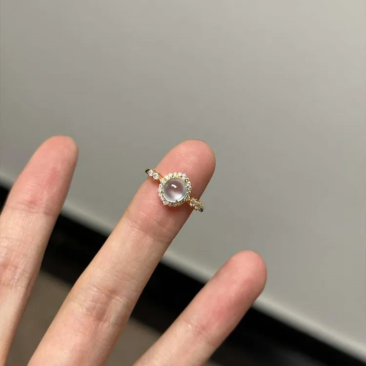 卡柒 铜合金戒指 复古冰透蛋面戒指轻奢小众设计高级感宫廷风指环