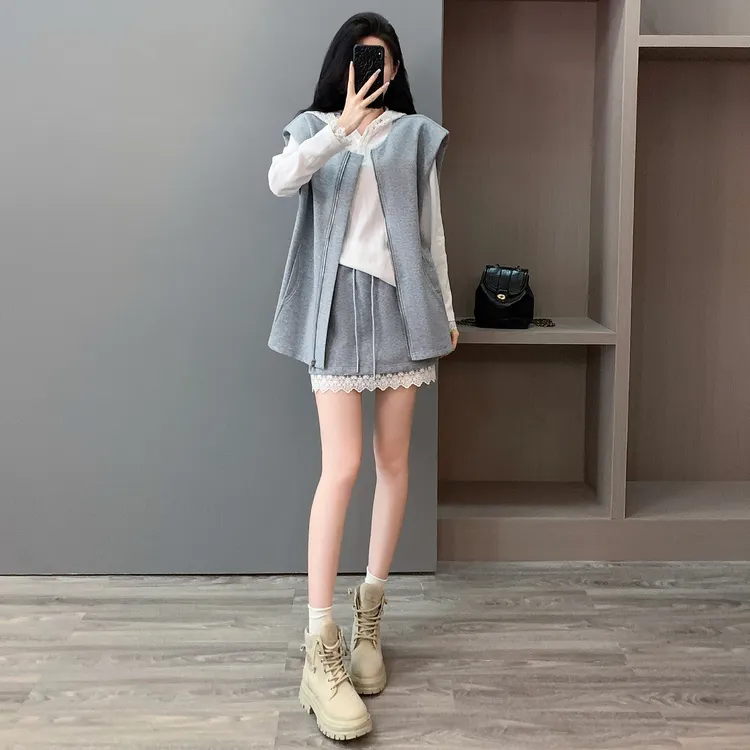 学院风时尚简约套装女秋新款马甲外套连帽T恤蕾丝花边裤裙三件套