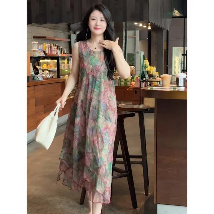 8901#高级感气质印花吊带连衣裙女2025夏季新款度假风宽松裙子