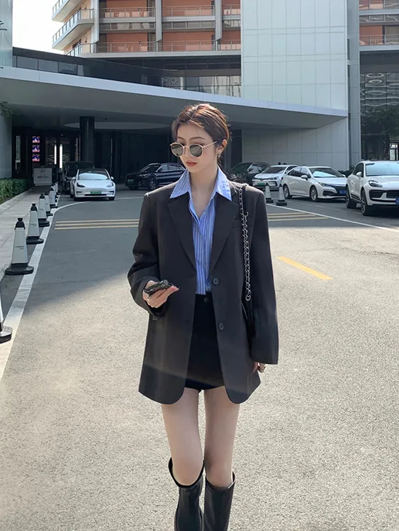 小众长袖西装外套设计感女秋季新款韩版开叉宽松休闲西服2552