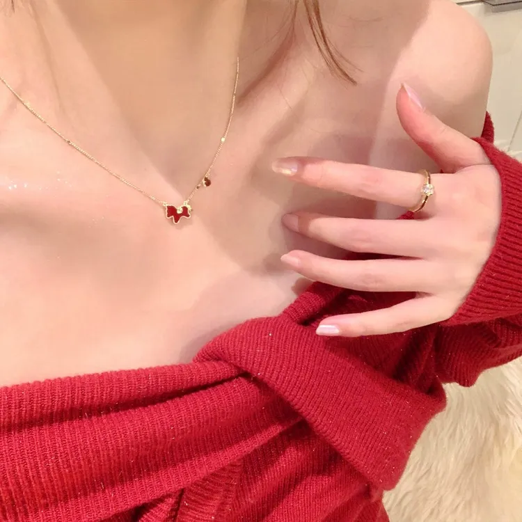 钛钢项链 马上有钱红色小马项链女士锁骨链马年吊坠轻奢小众首饰商品图