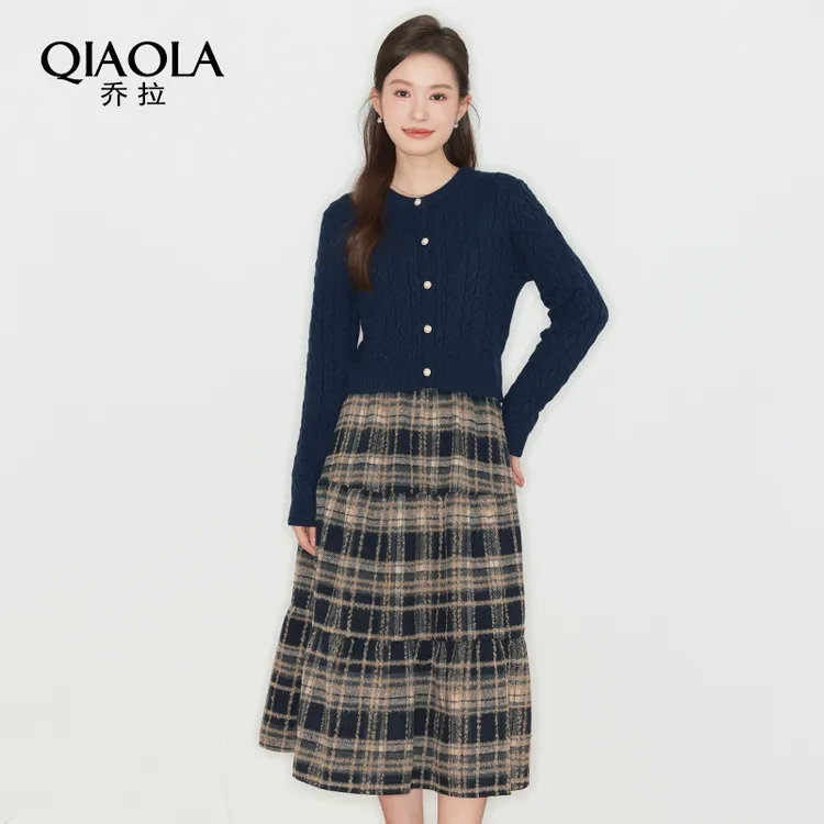 QIAOLA/乔拉【暮光悠悠】秋季螺纹毛织圆领梭织格纹A版时尚套装预售