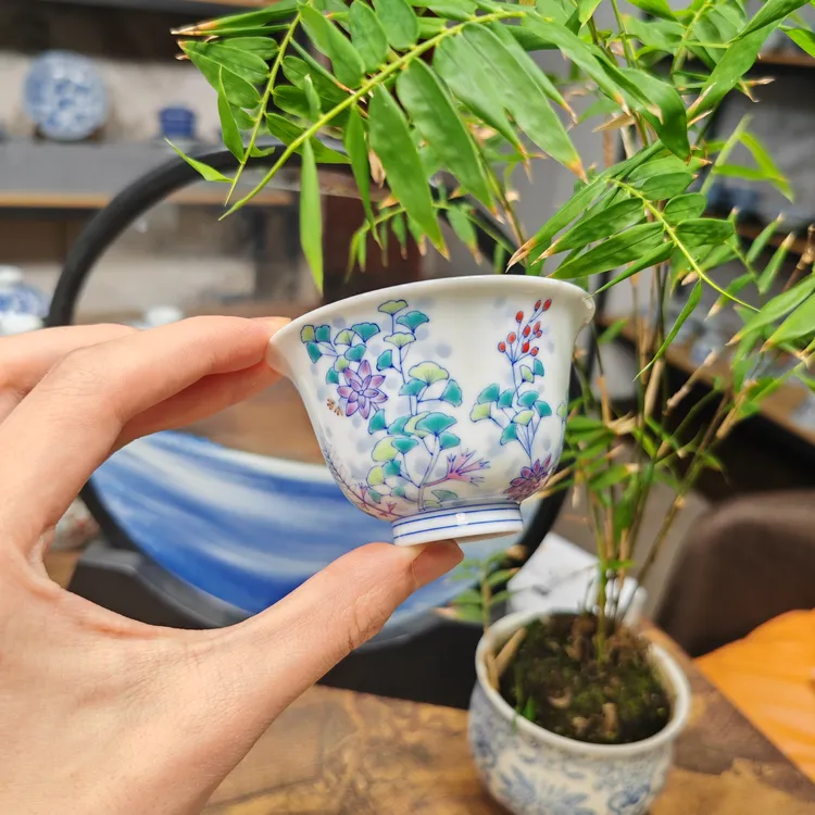 斗彩手绘陶瓷银杏铃铛杯茶杯家用