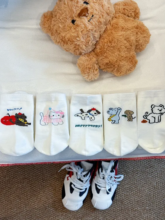 BAINAN 2025新款简约白色卡通搞怪可爱吸汗中筒风学院风